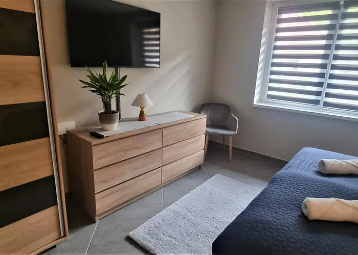 Hős-ceglédi -önálló Otthon, Mely Csak Az önöké Apartman *